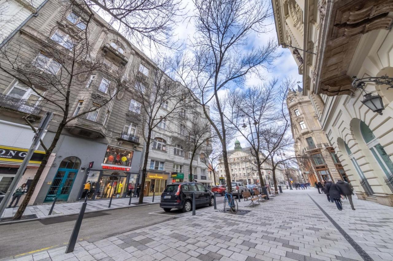 Anastasia 2 Bedrooms Apartment On Vaci Utca Budapest Bagian luar foto